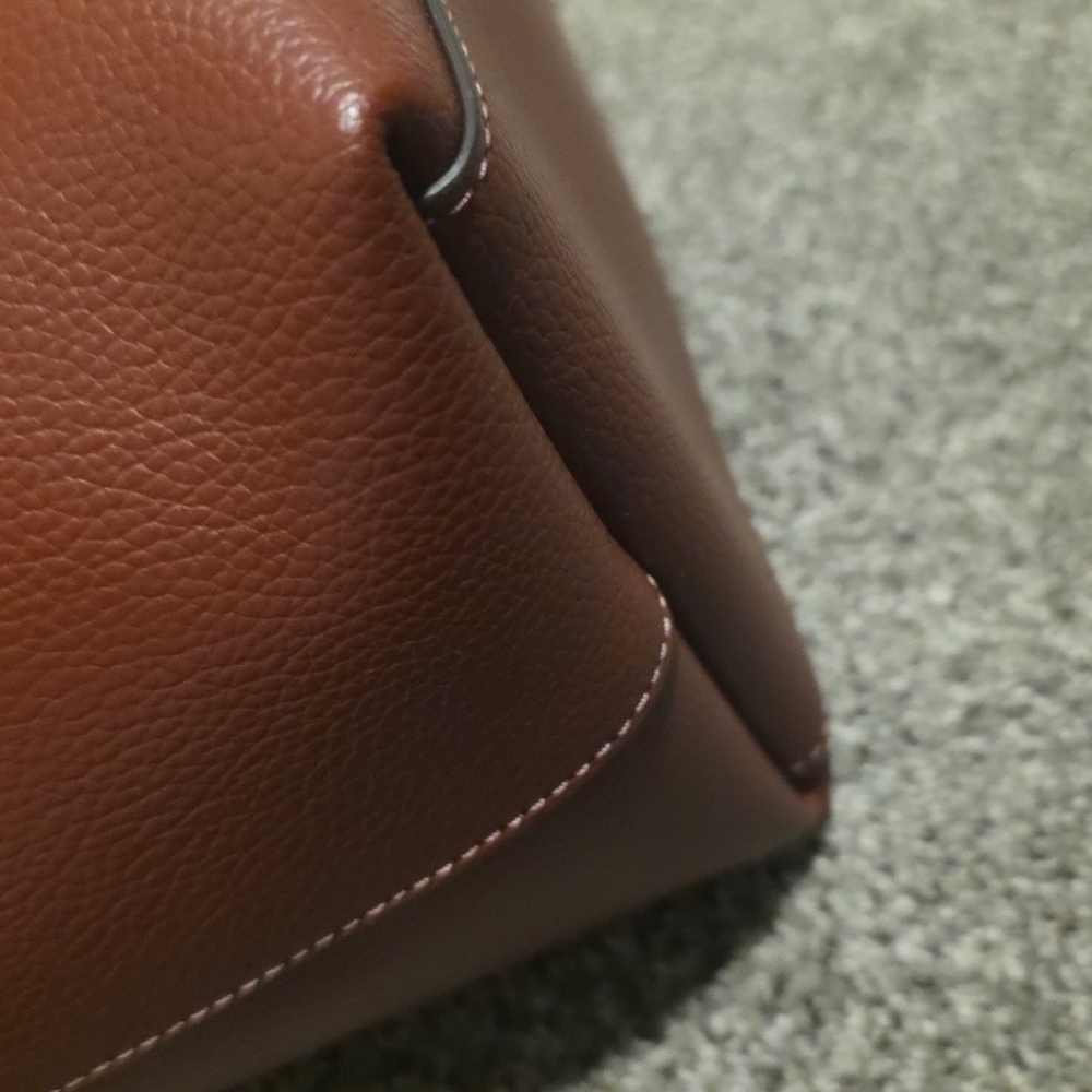 Coach LTH Tote  Wine. Inside Tag #N2 M2280-72673 PRICE IS FIRM - Picture 8 of 15